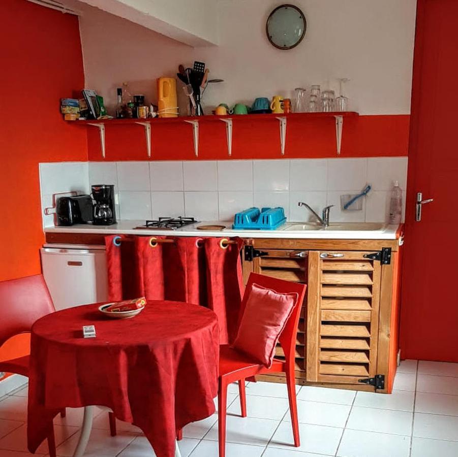Mangoplaya Villa Deshaies Room photo